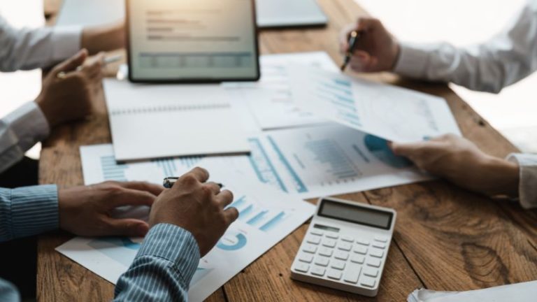 Transforme estratégias em resultados: a chave para o sucesso empresarial Valdoir Slapak